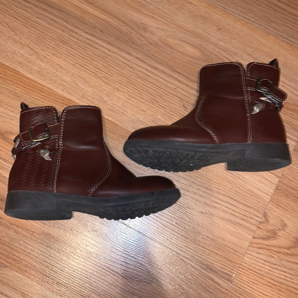 Girls Brown & Gold super cute boots